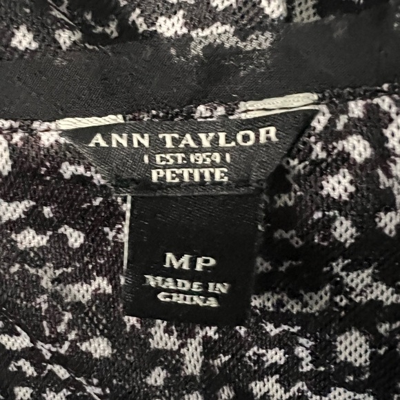 Ann Taylor Black and White Sequin Fitted Tank Top - Picture 4 of 5